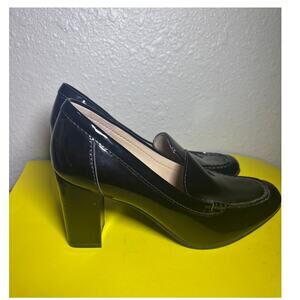 Karl Lagerfeld Paris Women's 'Keena' Black Shiny Leather Loafer Block Heel 9.5